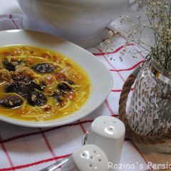 A picture of Azerbaijani noodles soup.