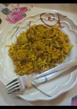 A picture of Cabbage sauce.