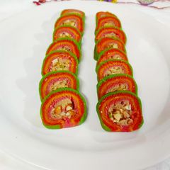 A picture of Dry fruit bread role.