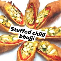 A picture of Stuffed chilli bhajji.