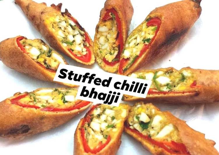 Stuffed chilli bhajji