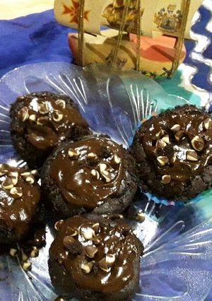 A picture of Eggless Chocolate Cup cakes.