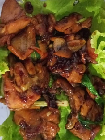 Langkah Gampang Menyiapkan Resep Ayam Kecap Geprek yang Uenak Anti Ribet, Bisa Manjain Lidah