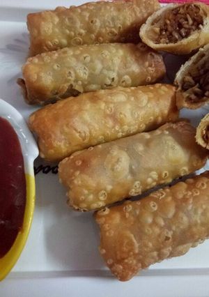 A picture of Noodles Spring Roll.