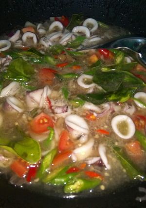 Foto resep Tumis cumi cabai hijau