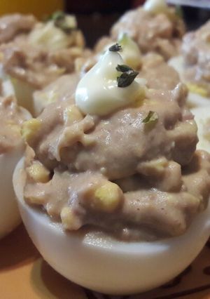 Una foto de Huevos rellenos