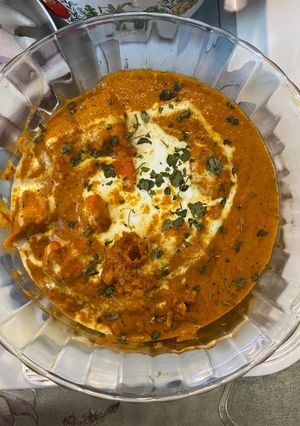 A picture of Punjabi butter chicken recipe.