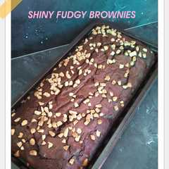 Shiny fudgy brownies pake selai coklat রেসিপির প্রধান ছবি