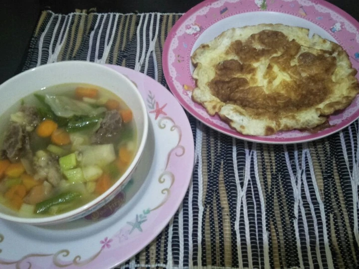 Cara Gampang Menyiapkan Resep Sayur sop dengan tetelan daging sapi yang Bikin Ngiler