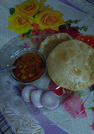 છોલે પુરી રેસીપી મુખ્ય ફોટો