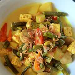 รูปของ Sayur Kuah Kuning