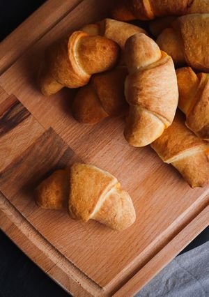 Kolbászos sörkifli recept fotója