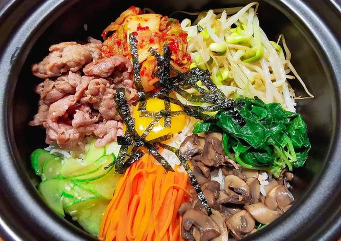 Recipe of Homemade 韓式拌飯 BIBIMBAP