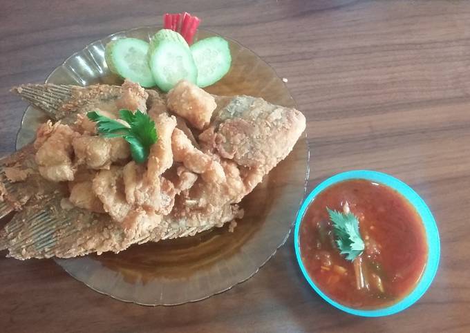 Anti Ribet, Memasak Gurame goreng tepung dengan saus asam pedas Sederhana Dan Enak