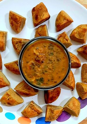 A picture of Dal bafla.