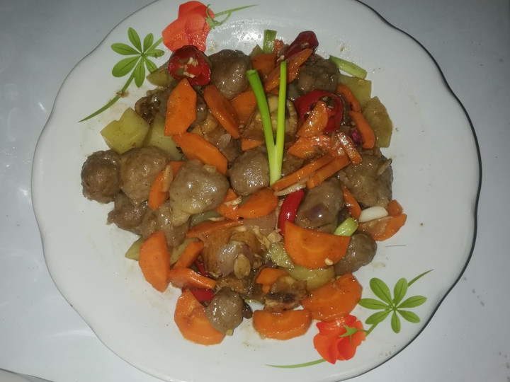 Ini dia! Resep memasak Chicken slice and Beef Meatball with Oyster sauce dijamin gurih