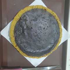 รูปของ Pie coklat teflon simple