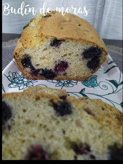 Una foto de Budín de moras