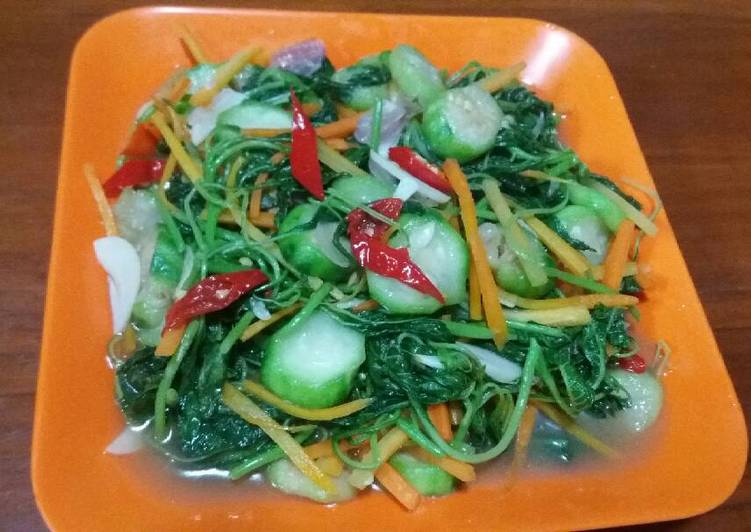 Resep Tumis bayongtel(bayam,oyong,wortel)😀 Lezat