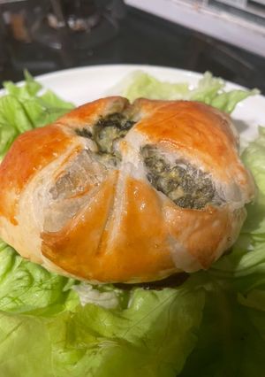 Une photo de Feuilleté épinard / feta