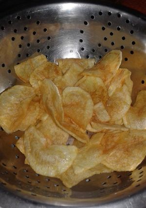Una foto de Papas fritas tipo snacks súper fácil!!!!!🙌👏
