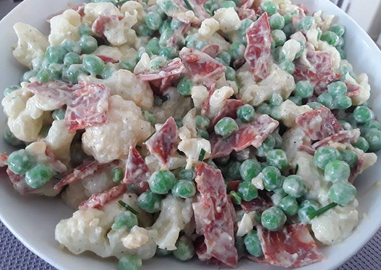 Recipe of Ultimate Sig&#39;s Cauliflower, Pea and Chorizo Salad