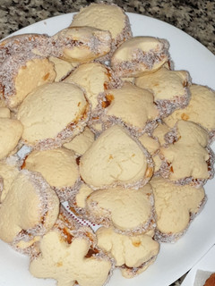 Una foto de Alfajor relleno de dulce de leche