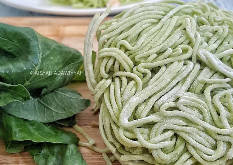 Resep Mee Bayam Instant Homemade versi sihat yang Lezat