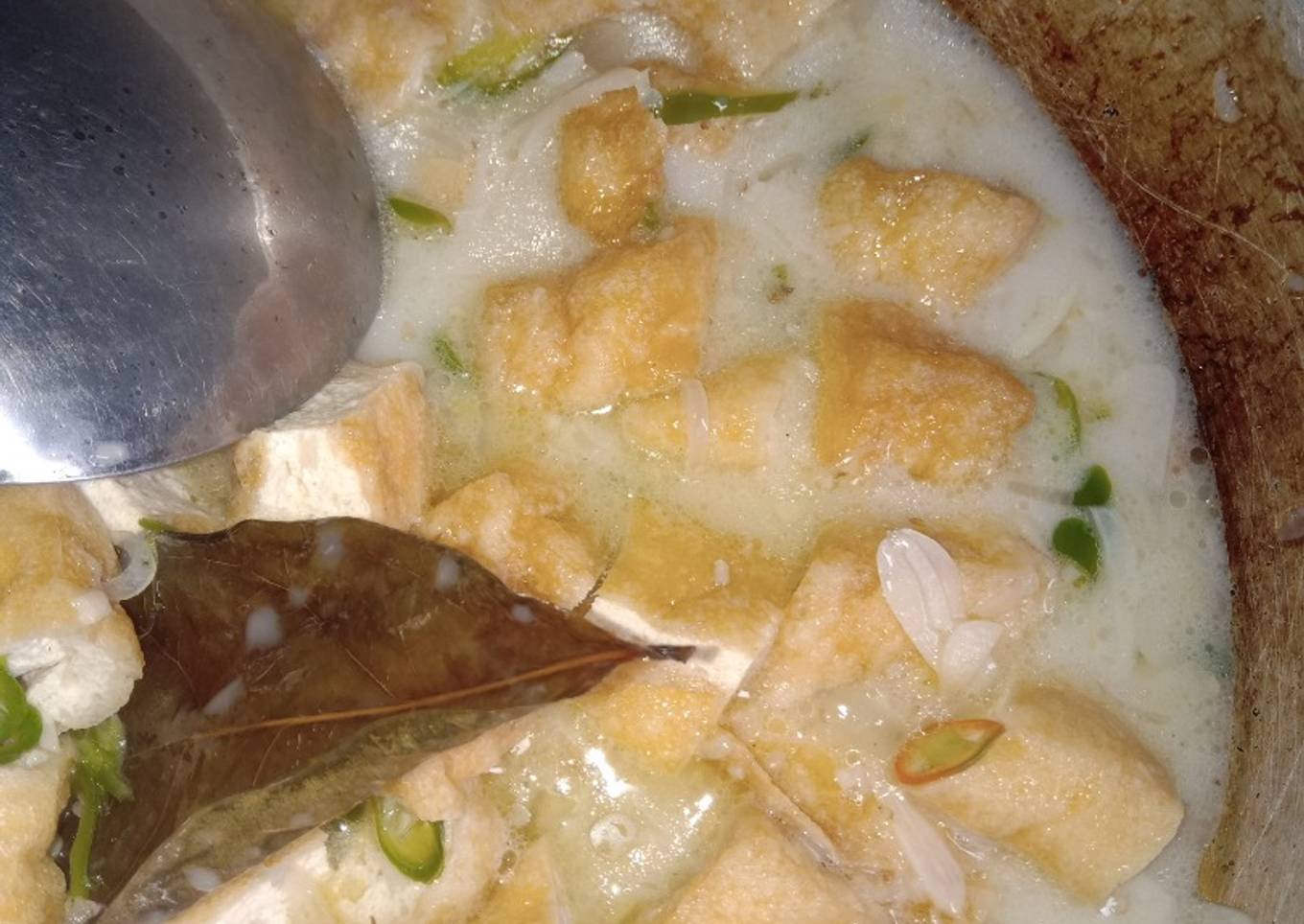 23. Sayur Tahu