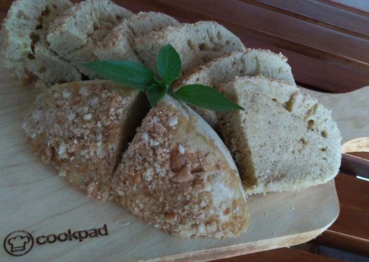 Bolu pisang with Biscuit roma kelapa