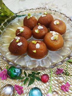 গোলাপ জাম মিষ্টি। রেসিপির প্রধান ছবি