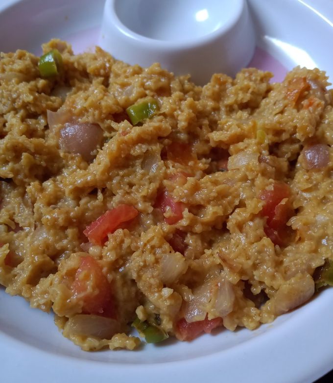 मसाला ओटस (masala oats recipe in Hindi) रेसिपी मुख्य फोटो