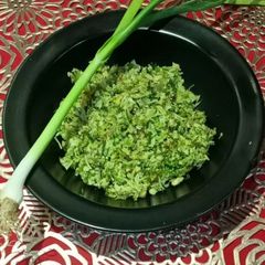 A picture of Green Garlic Thecha.