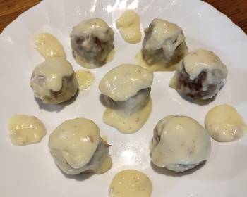 Fresh, Make Recipe Beefballs in Bechamel Sauce Delicious and Healthy