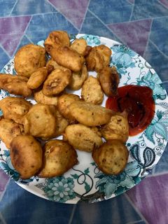 Gambar Cucur Ikan Bilis (Anchovy Fritters)