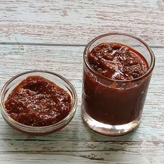 Hot Garlic Sauce A picture of Hot Garlic Sauce.