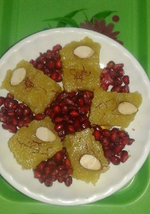 दूध केक (स्वीट खोया बर्फी) (Milk cake (sweet khoya burfee) recipe in hindi) रेसिपी मुख्य फोटो