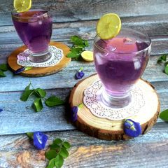 A picture of Butterfly Pea flower Mojito.
