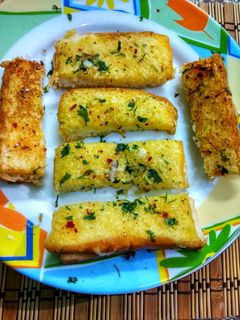 கார்லிக் ஃபிங்கர் பிரெட் (Garlic Finger Bread Recipe in Tamil) செய்முறை முக்கிய புகைப்படம்