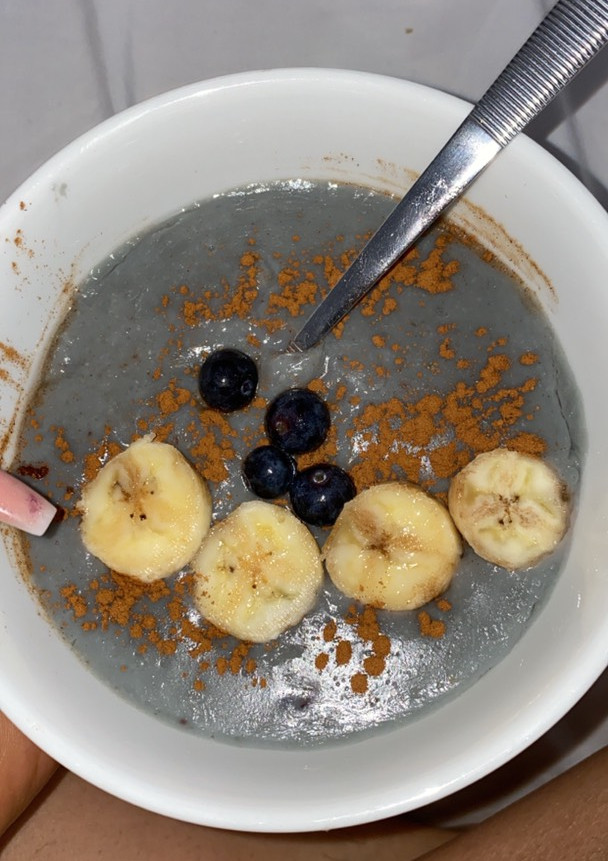 Una foto de Desayuno muy saludable y delicioso