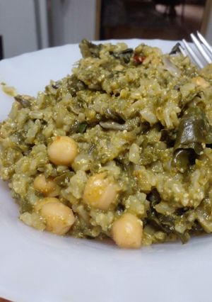Una foto de Arroz Integral Verde con Acelga