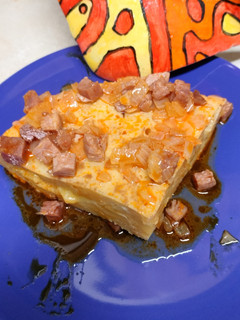 Una foto de Tortilla guisada con jamón