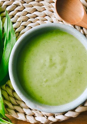 Hình của món 💚 Súp Tỏi Gấu Xay Mịn (Velouté à l’Ail des Ours).