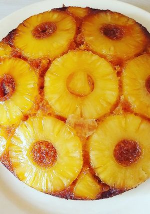Une photo de Gâteau ananas caramélisé