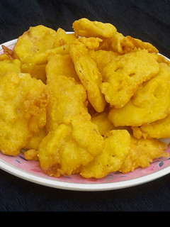 A picture of Potato fritters.