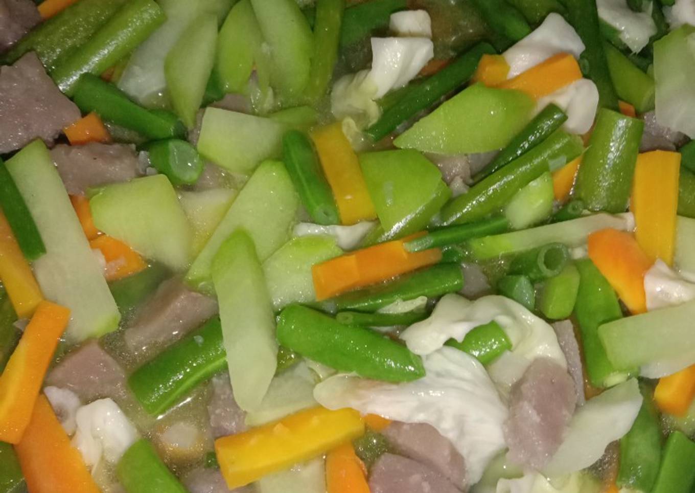 Sayur tumis campur bakso