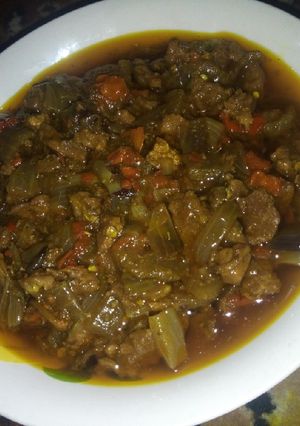 A picture of Beef sauce.