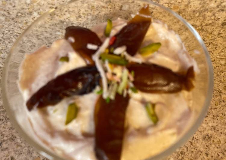 Step-by-Step Guide to Make Super Quick Homemade Dates Shrikhand