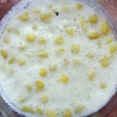 A picture of Bundi raita.
