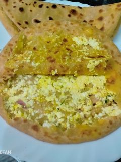 पनीर का पराठा (paneer ka paratha recipe in Hindi) रेसिपी मुख्य फोटो